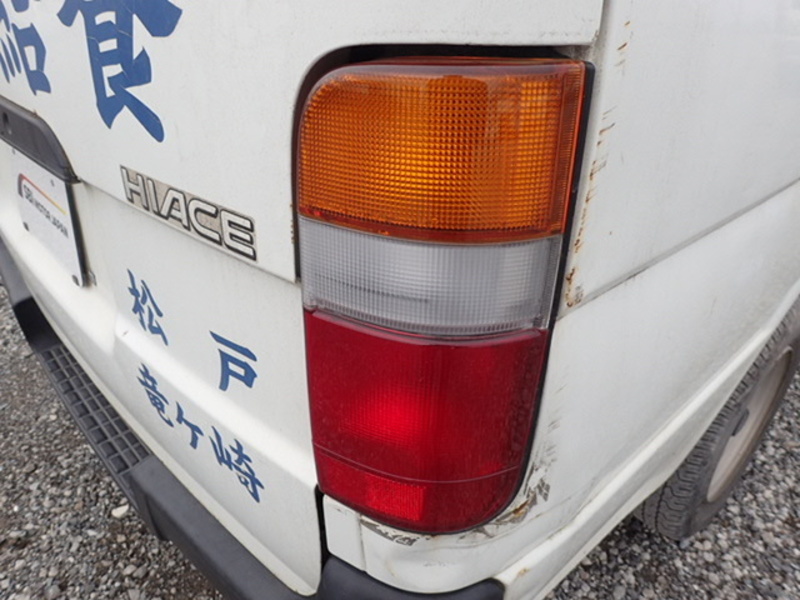 HIACE VAN-28