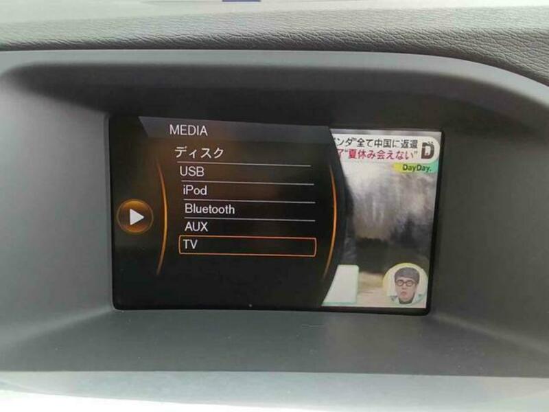 V60