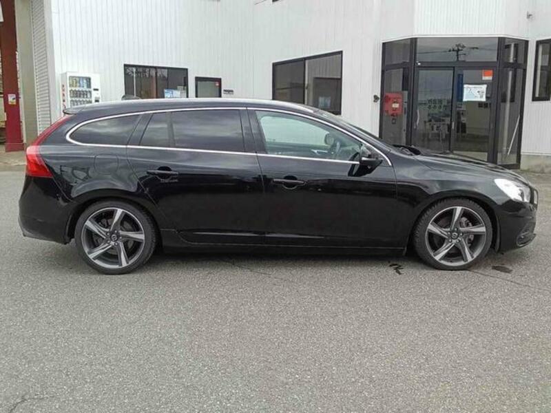 V60