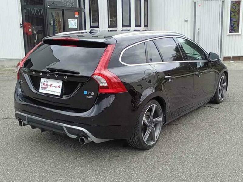 V60