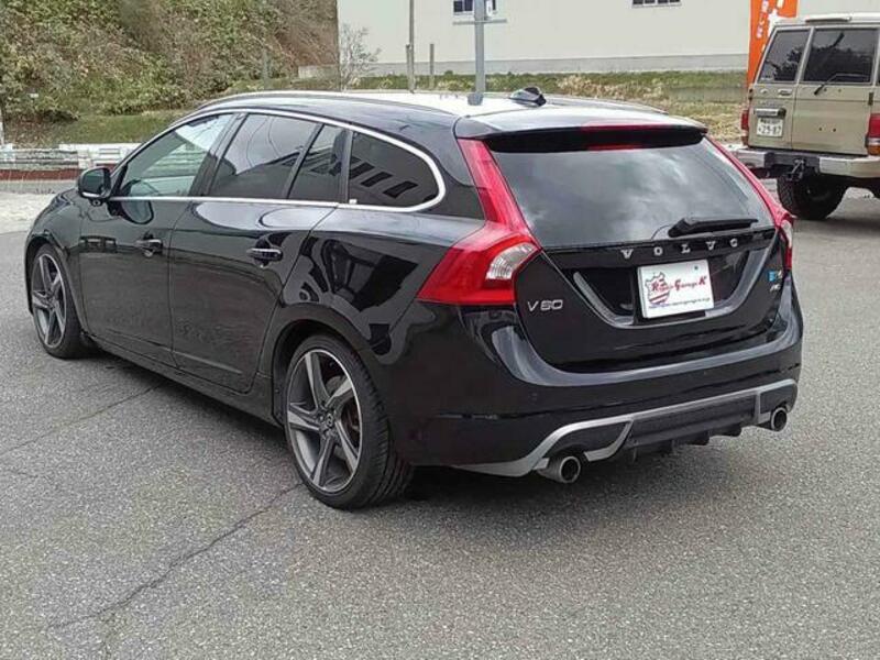 V60