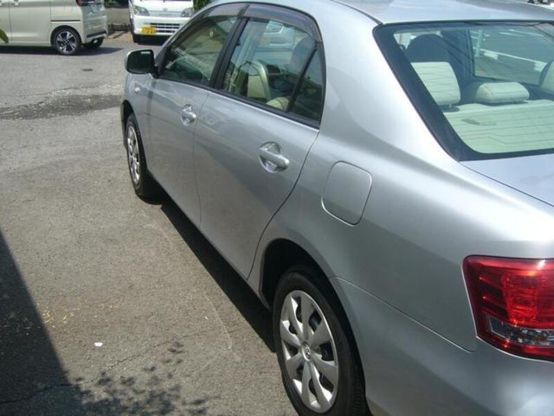 COROLLA AXIO