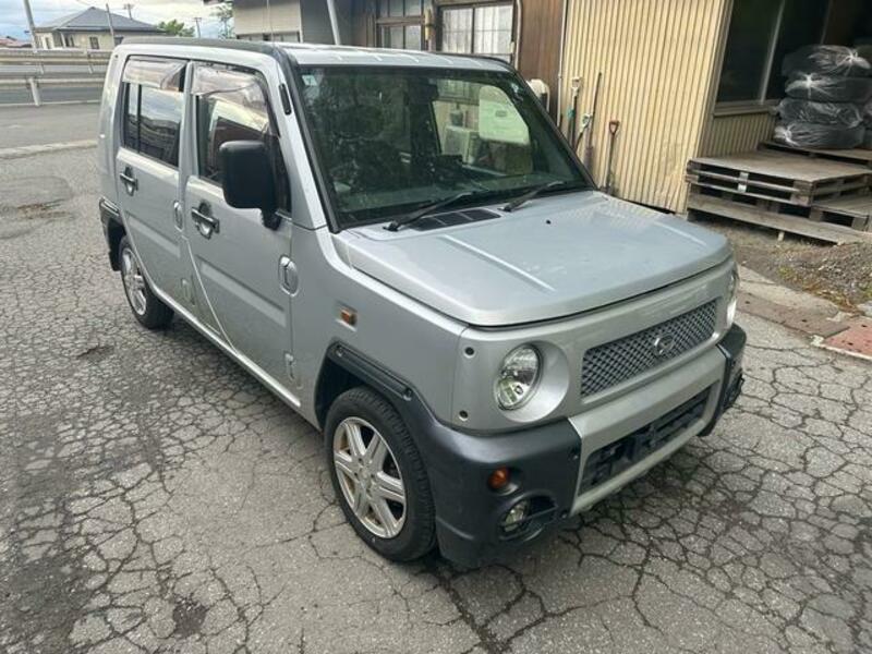 DAIHATSU NAKED