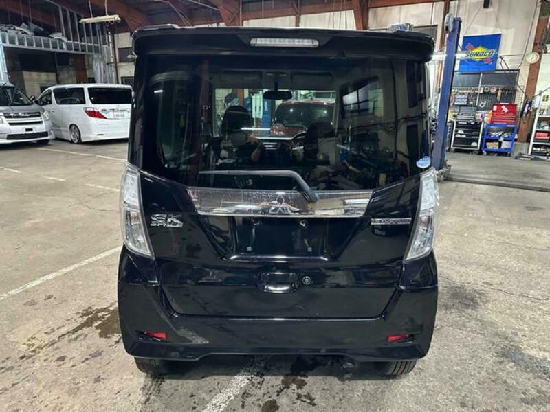 EK SPACE CUSTOM