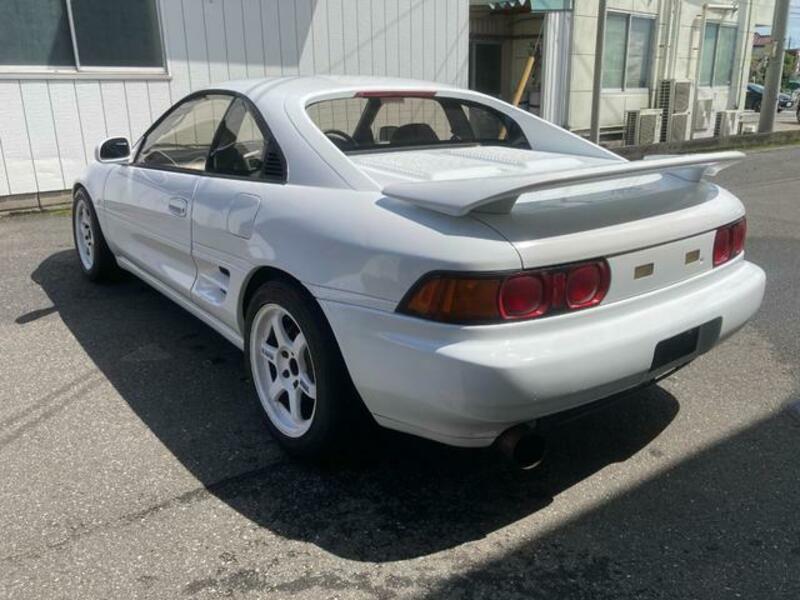 MR2