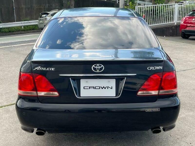 CROWN
