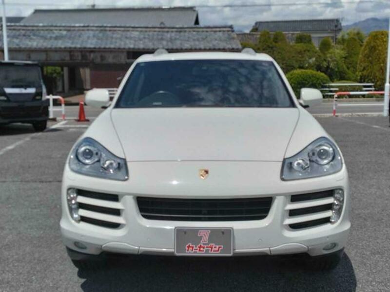 CAYENNE