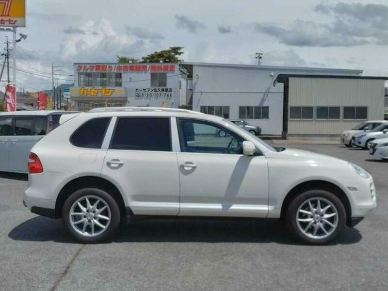 CAYENNE