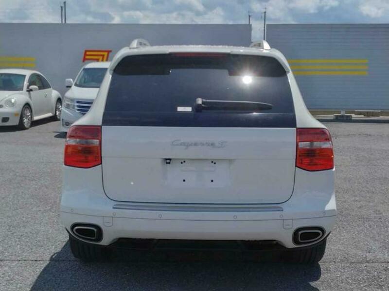 CAYENNE