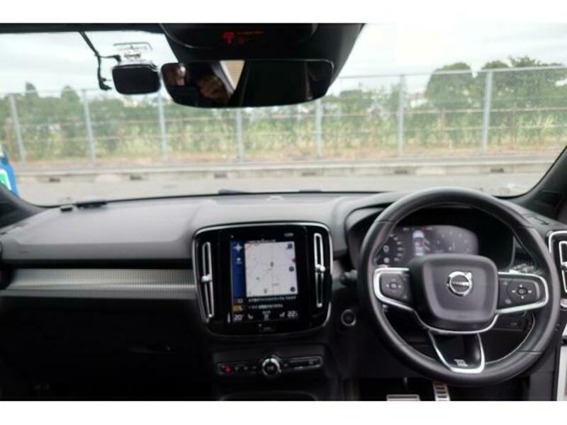 XC40