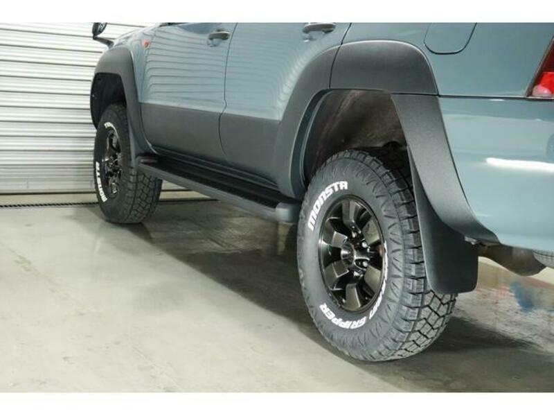 HILUX SURF