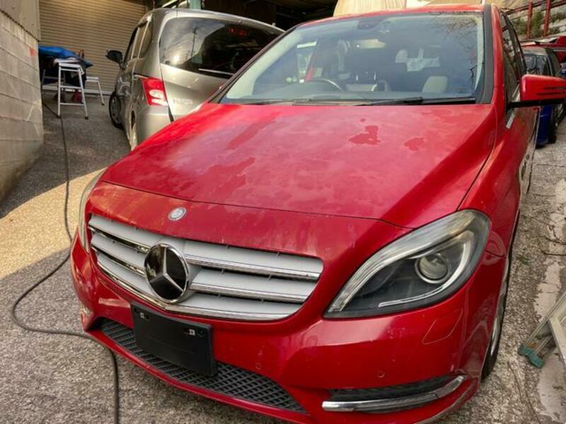 MERCEDES-BENZ B-CLASS