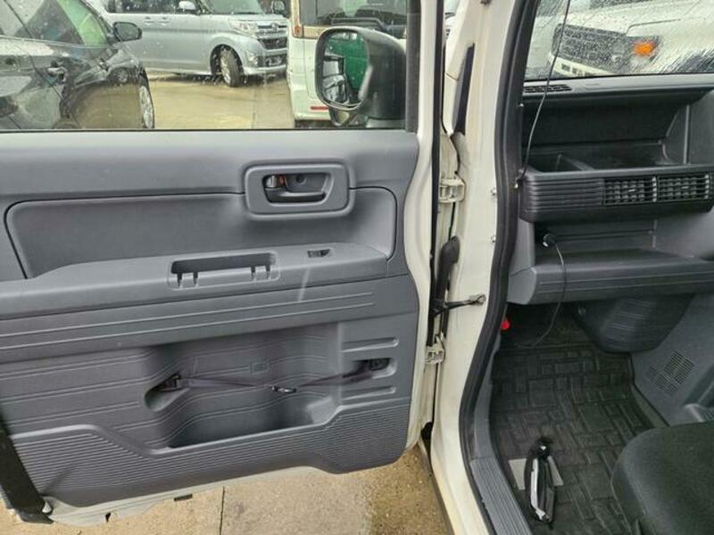 N-VAN