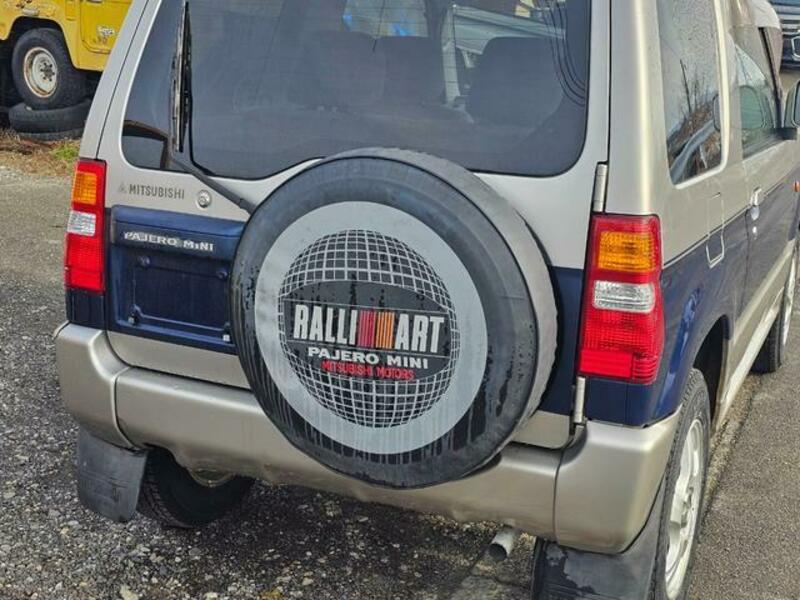 PAJERO MINI