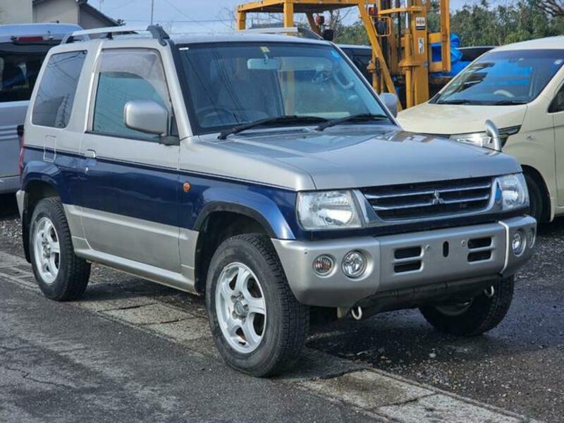 MITSUBISHI PAJERO MINI