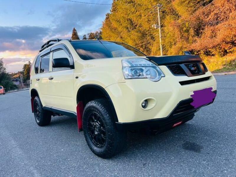 NISSAN X-TRAIL