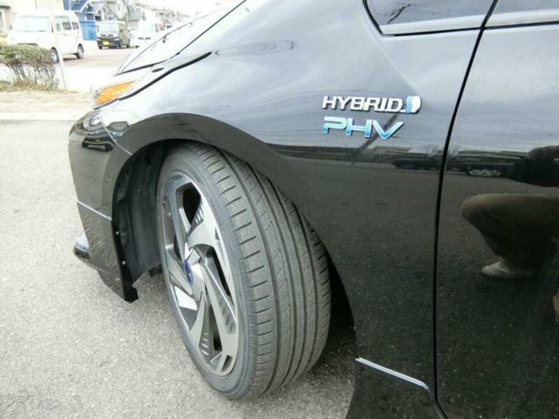 PRIUS PHV