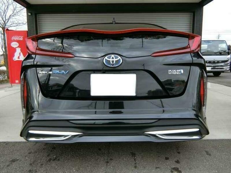 PRIUS PHV