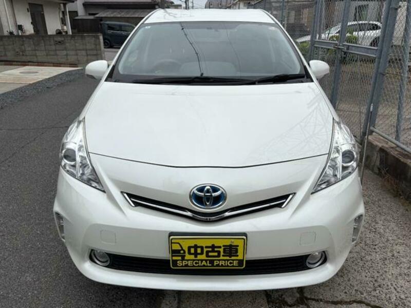 PRIUS ALPHA