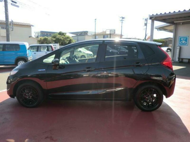 FIT HYBRID