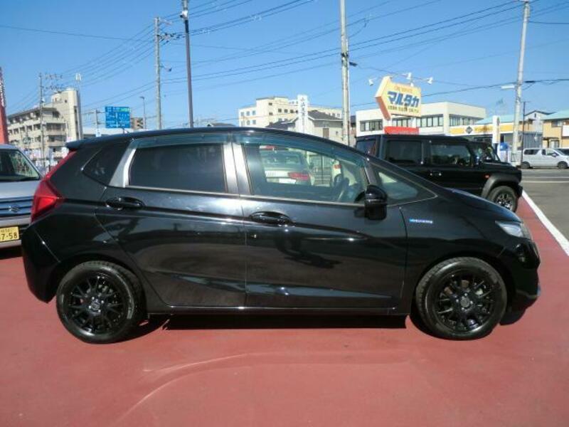 FIT HYBRID