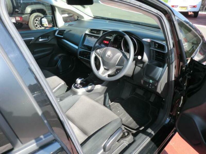 FIT HYBRID