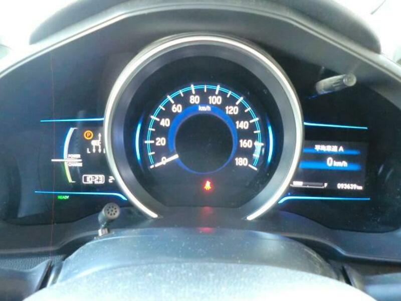 FIT HYBRID
