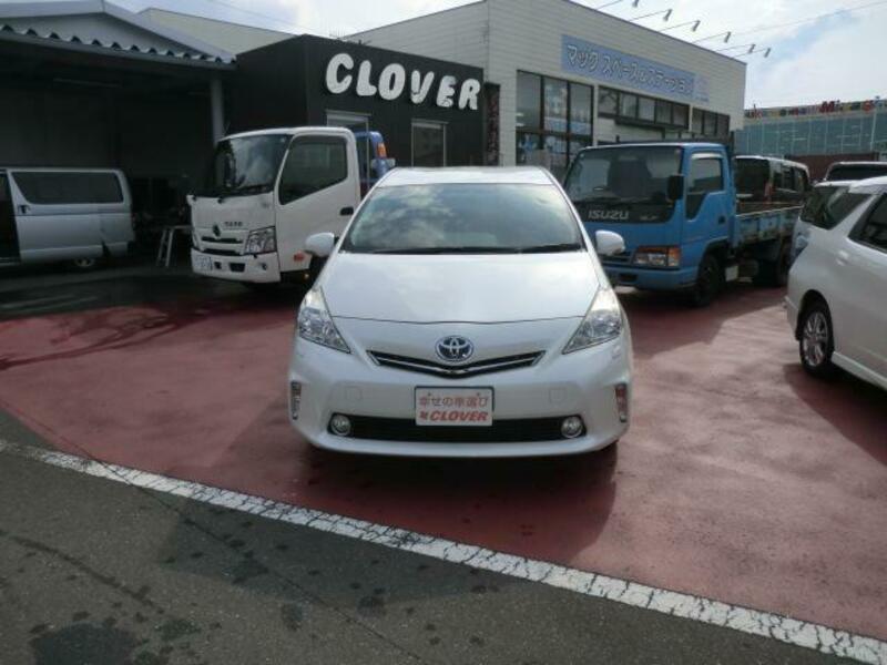 PRIUS ALPHA