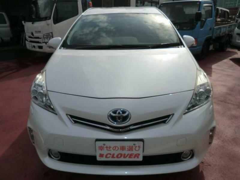 PRIUS ALPHA