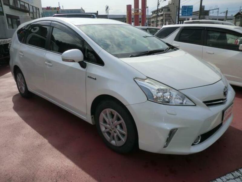 PRIUS ALPHA