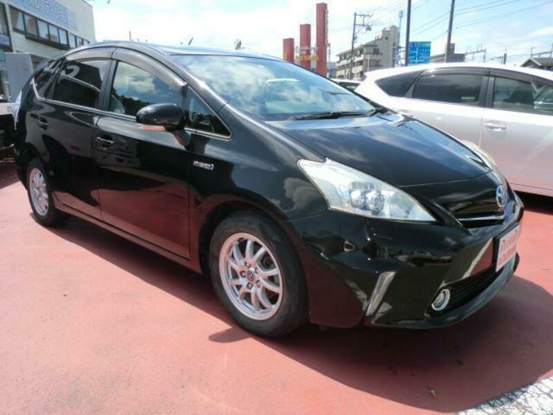 PRIUS ALPHA