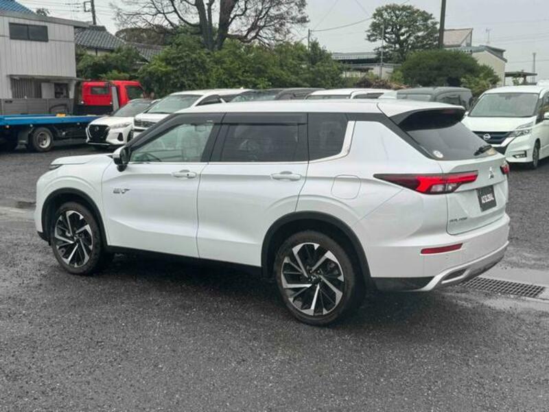 OUTLANDER PHEV
