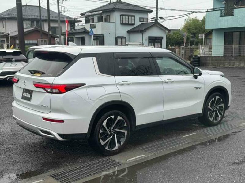 OUTLANDER PHEV