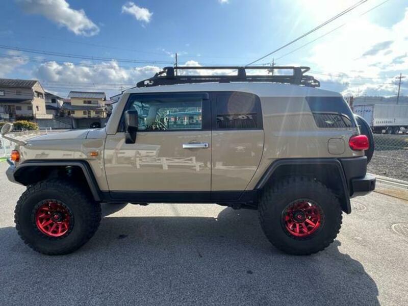 FJ CRUISER