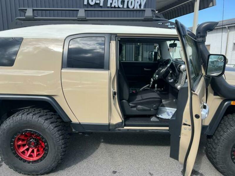 FJ CRUISER