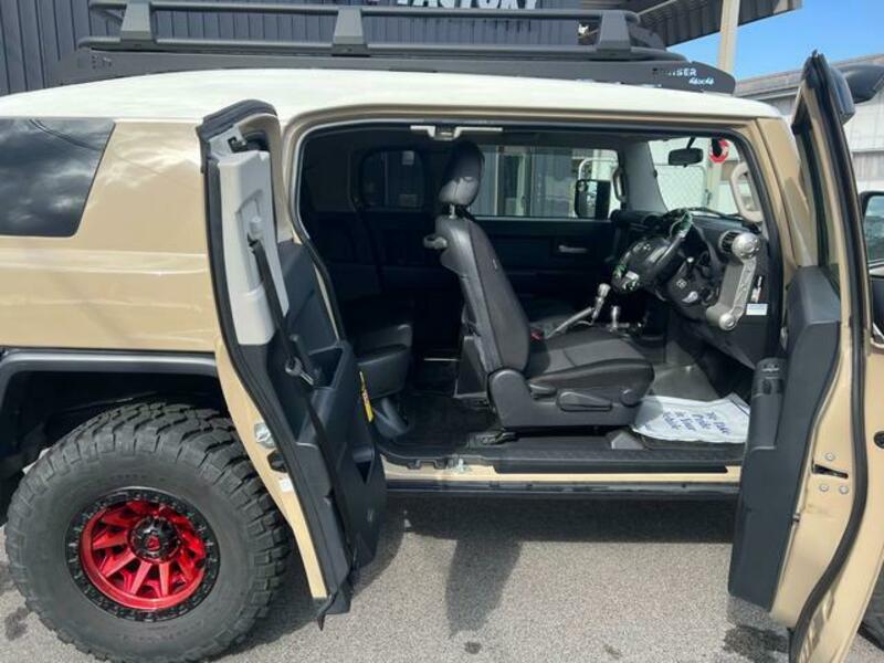 FJ CRUISER