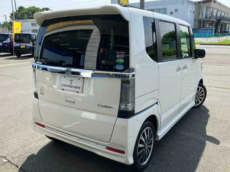 N BOX CUSTOM