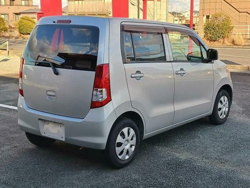WAGON R