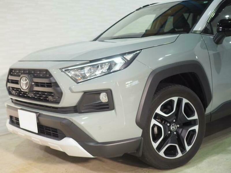 RAV4