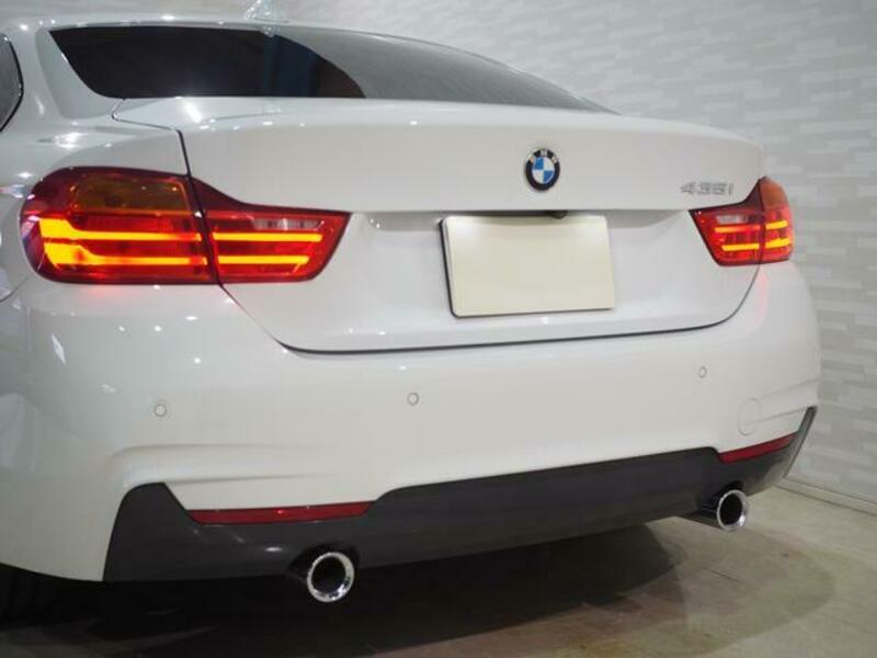 4 SERIES