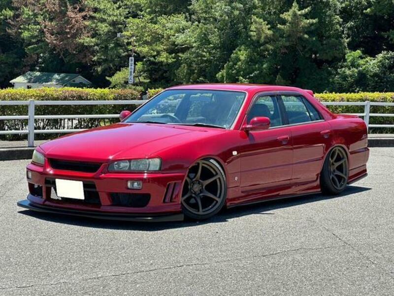 NISSAN SKYLINE