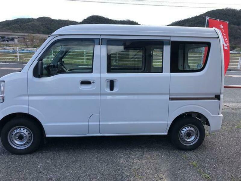 MINICAB VAN