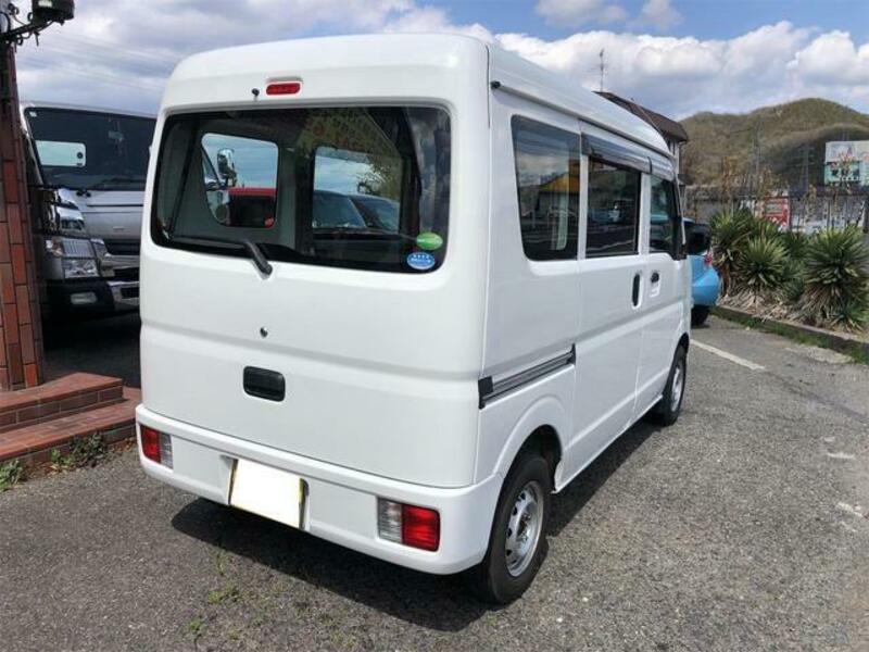 MINICAB VAN