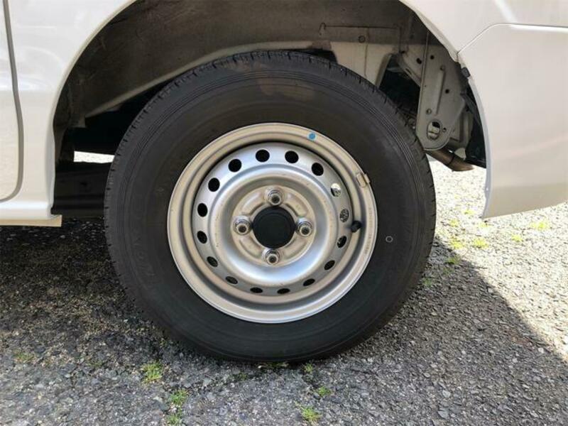 MINICAB VAN