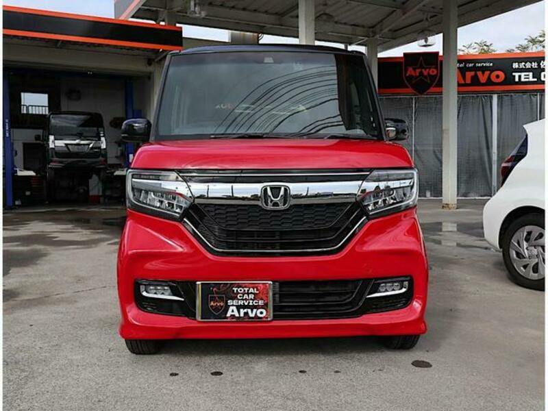 N BOX CUSTOM