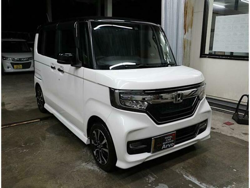 HONDA N BOX CUSTOM