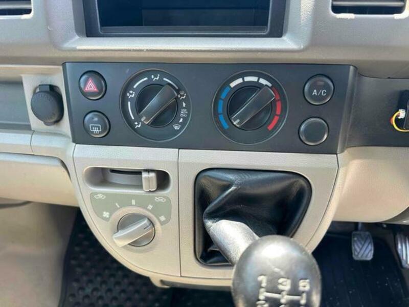 MINICAB VAN