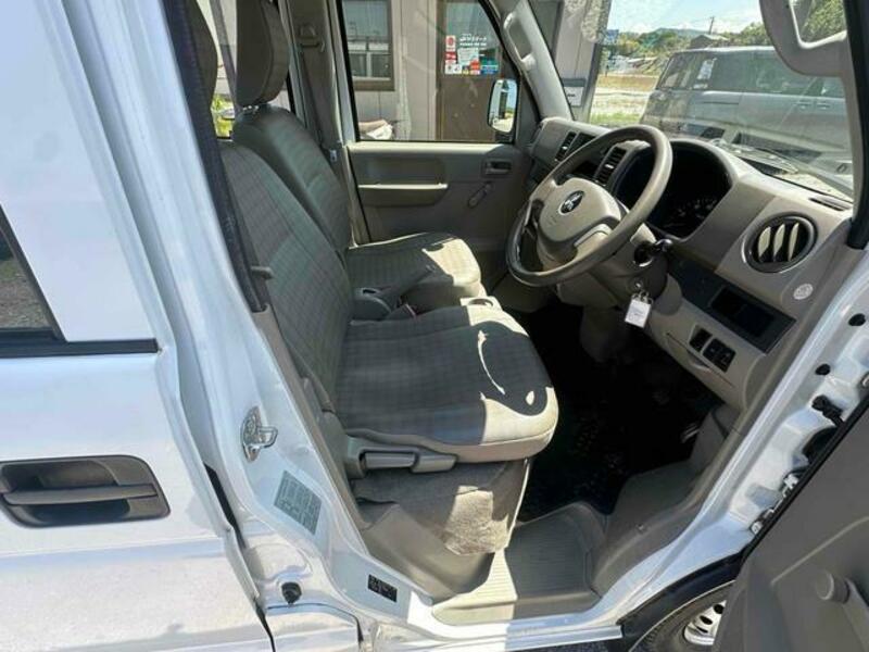 MINICAB VAN