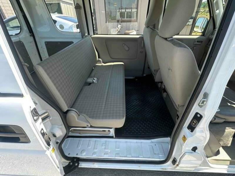 MINICAB VAN