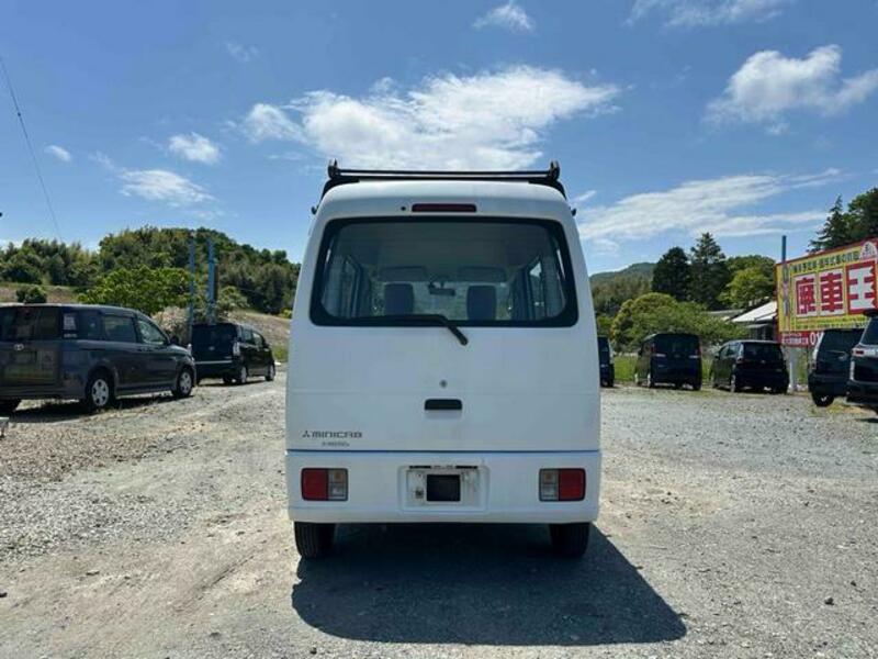 MINICAB VAN